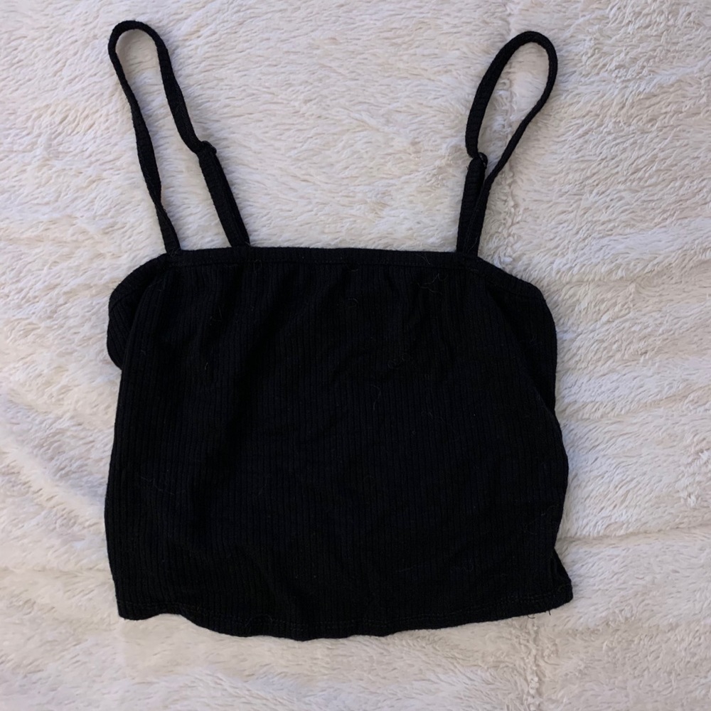 Simple black tank